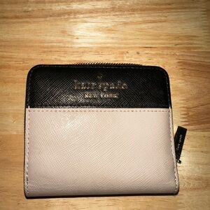 Kate Spade Black and Cream Zip Wallet